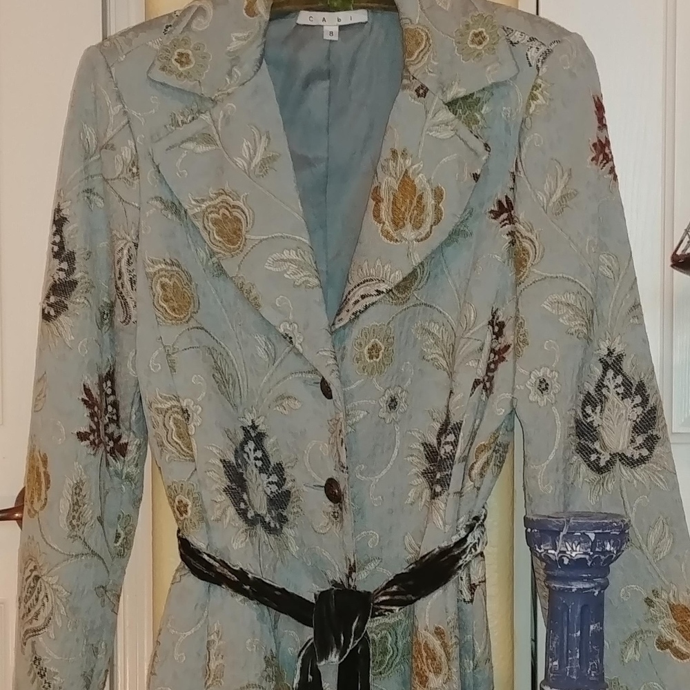 Classic Beauty Cabi Guinevere Coat